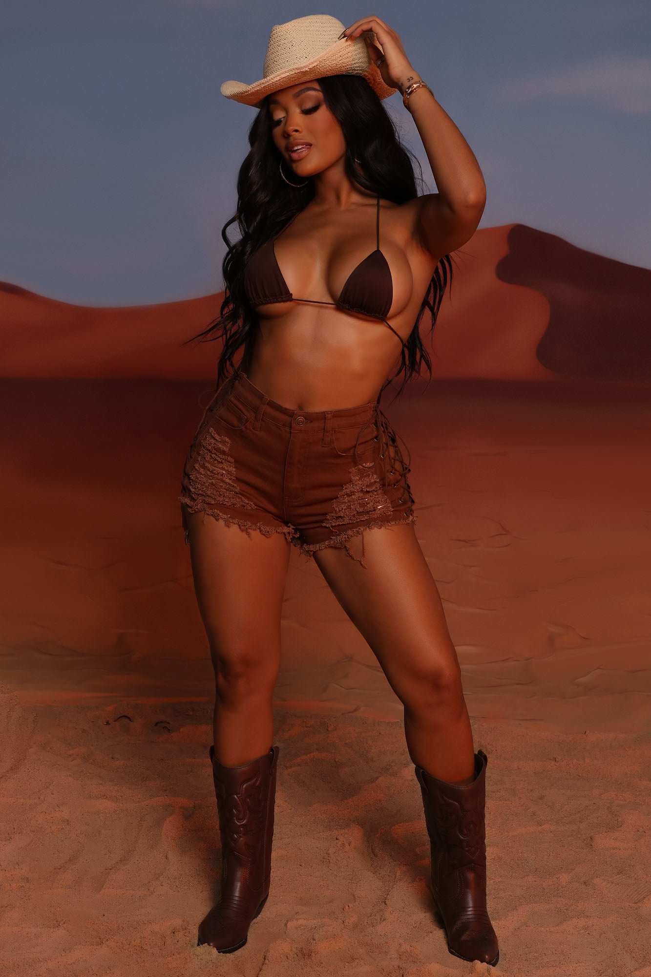 03-08-22Studio1_KJ_KP_15-06-43_27_BG1075H1_Brown_6958_SG.jpg