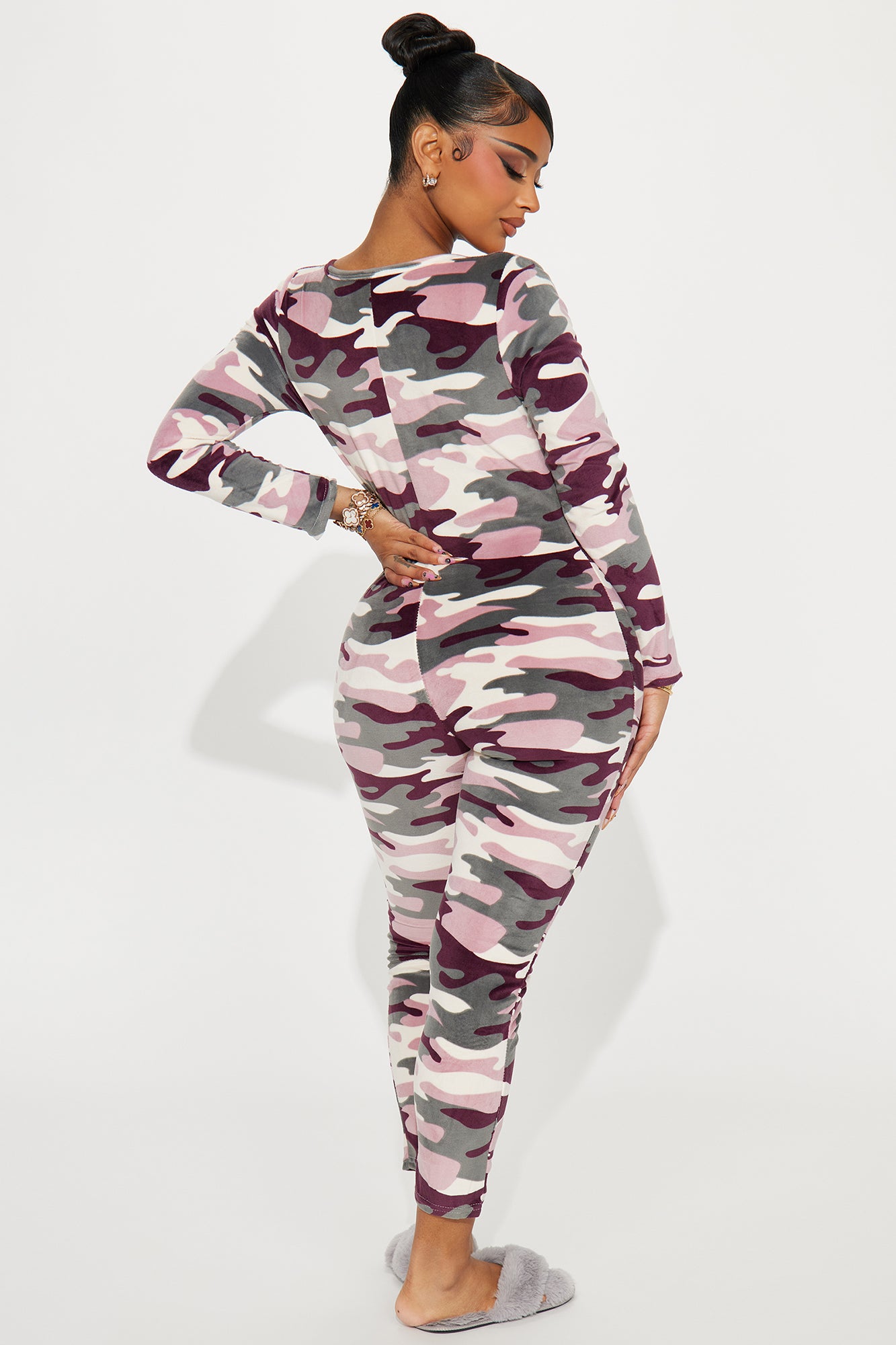 04-16-24_S4_56_1OS010_Camouflage_P_KT_DO_14-57-01_85409_PXF.jpg