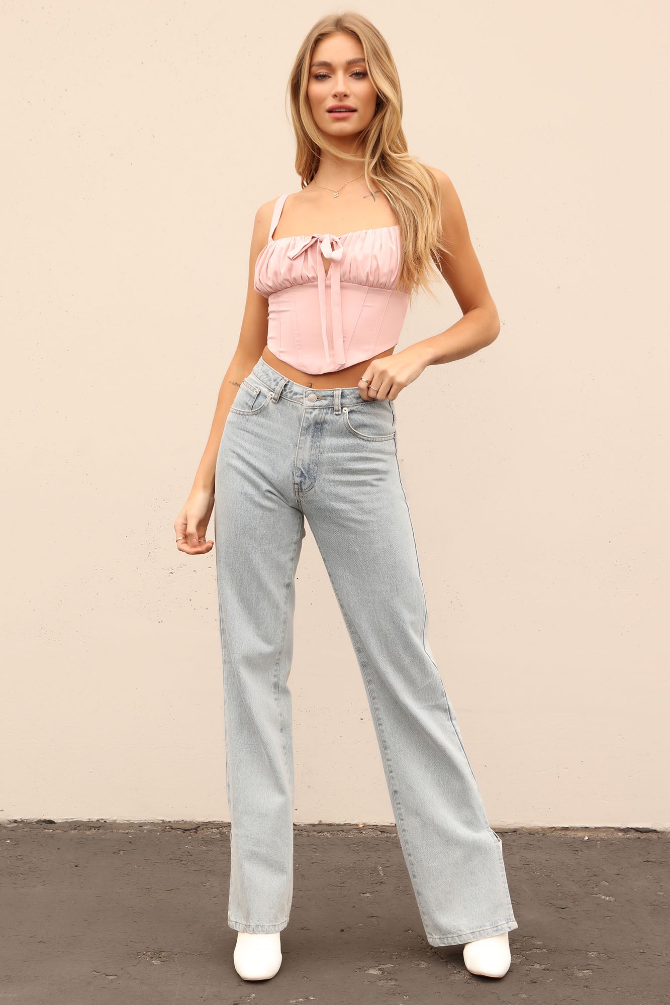 05-13-21Studio1_ME_MS_10-37-15_16_C1852TFNV_Pink_4439_RA.jpg