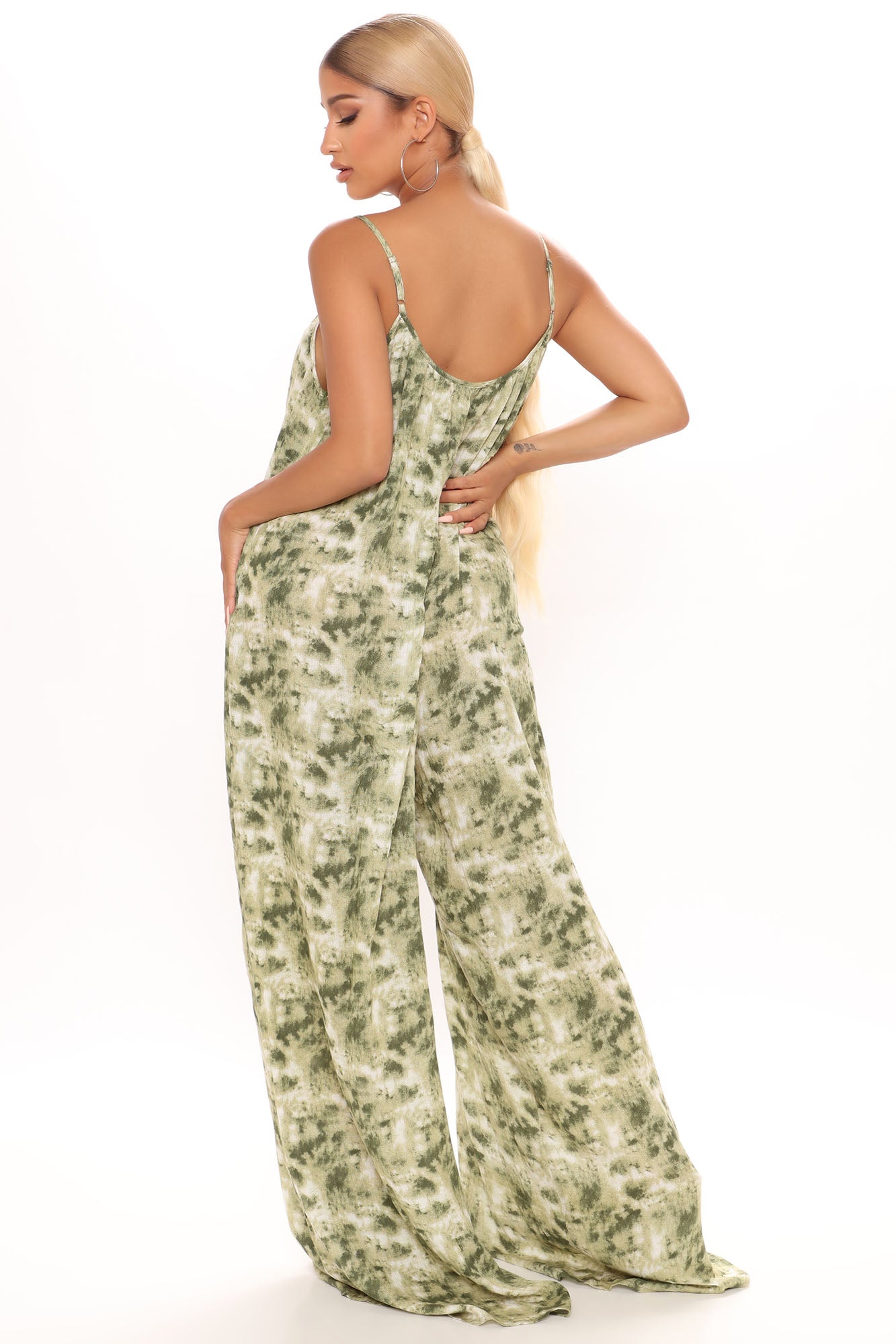 06-07-21Studio4_CE_KP_15-01-00_60_SP41311020FN_Olive_6327_JK.jpg