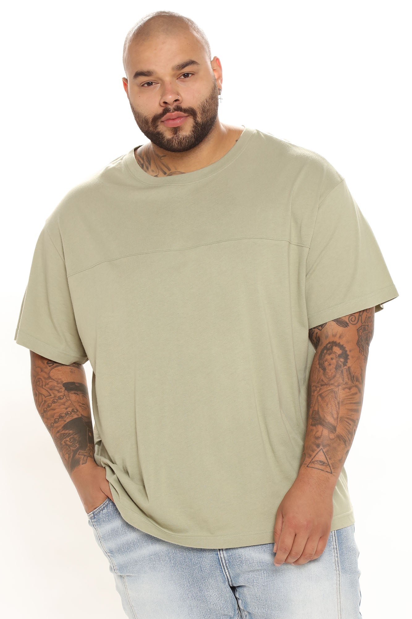 08-25-21Studio3_RM_KP_09-17-39_9_FNMH844_Olive_0463_PLUS_PB.jpg