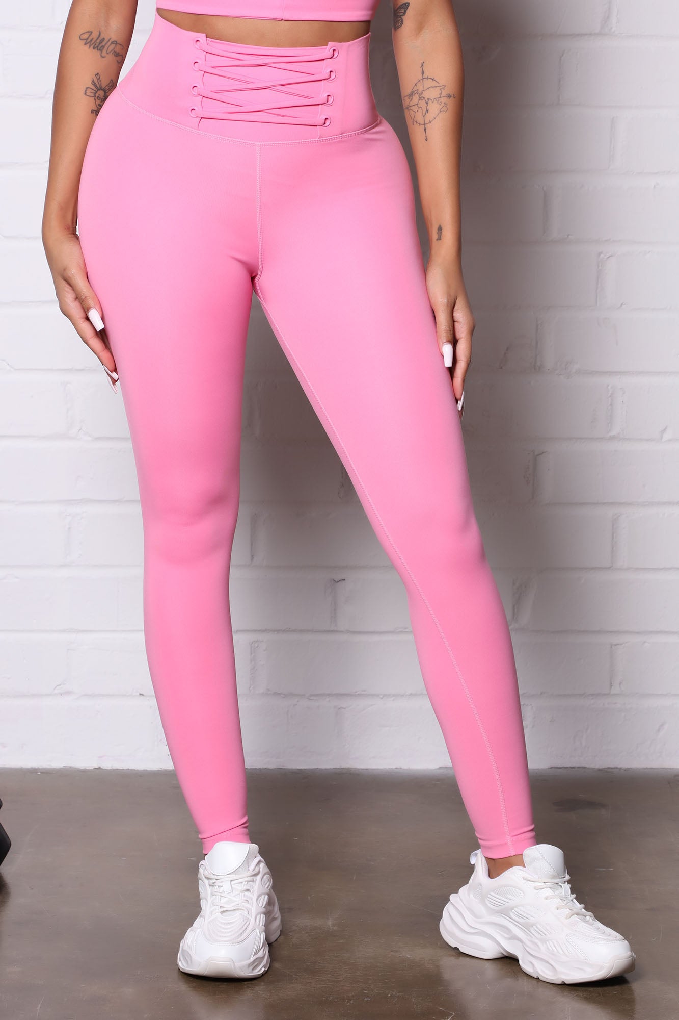09-14-21Studio5_CE_RL_14-47-43_69_ZDNS1217L_Pink_40132_DC_DC.jpg