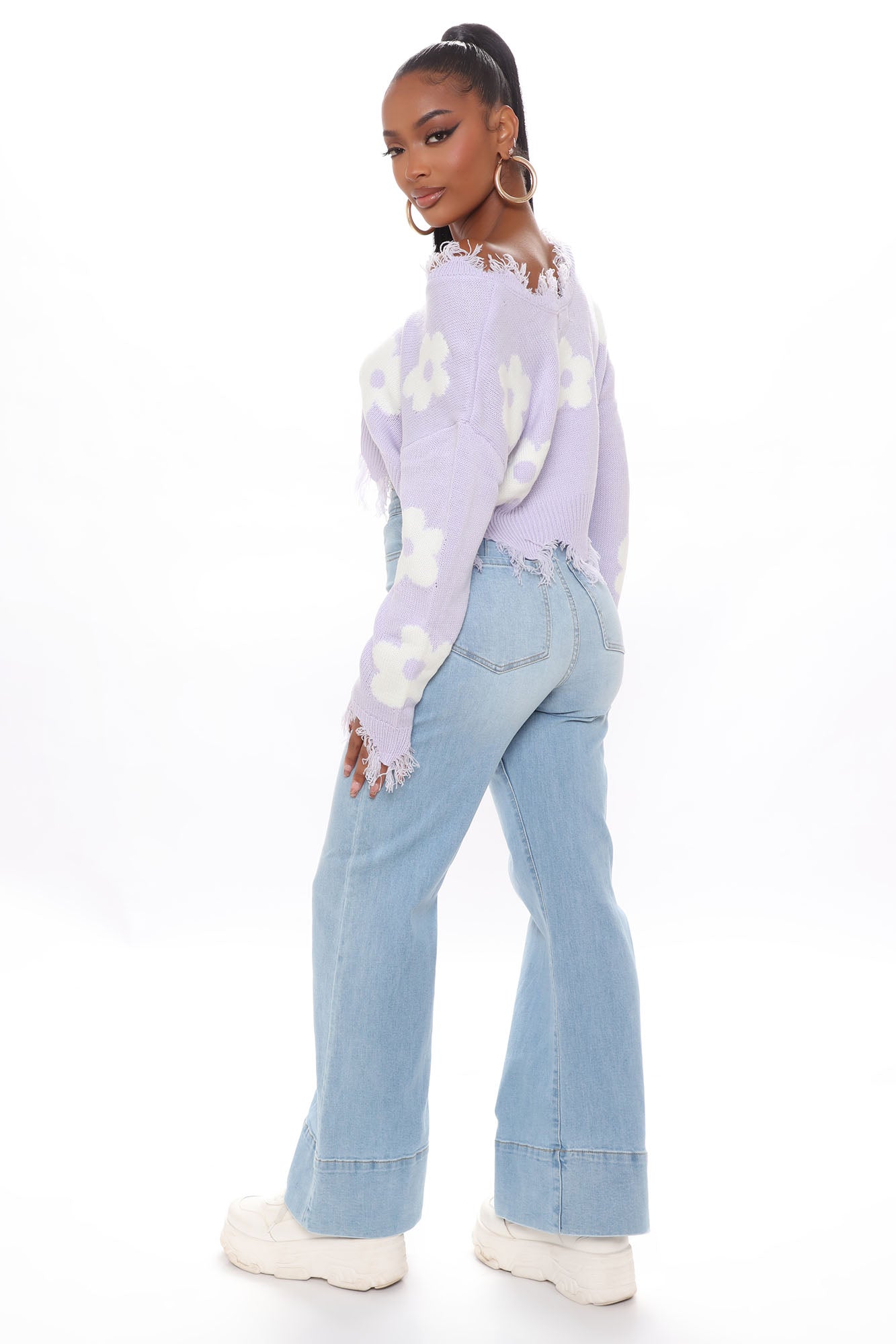 09-16-21Studio4_ME_KG_15-06-01_46_JT10139HDY_Lavender_R_2083_DC.jpg