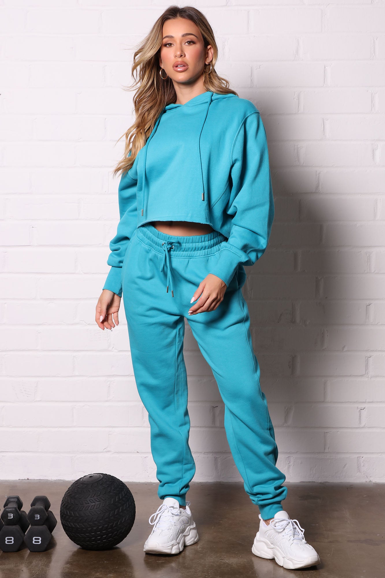 10-08-21Studio5_CE_RL_14-14-04_70_CDCWO4NS_Teal_10084_EH.jpg