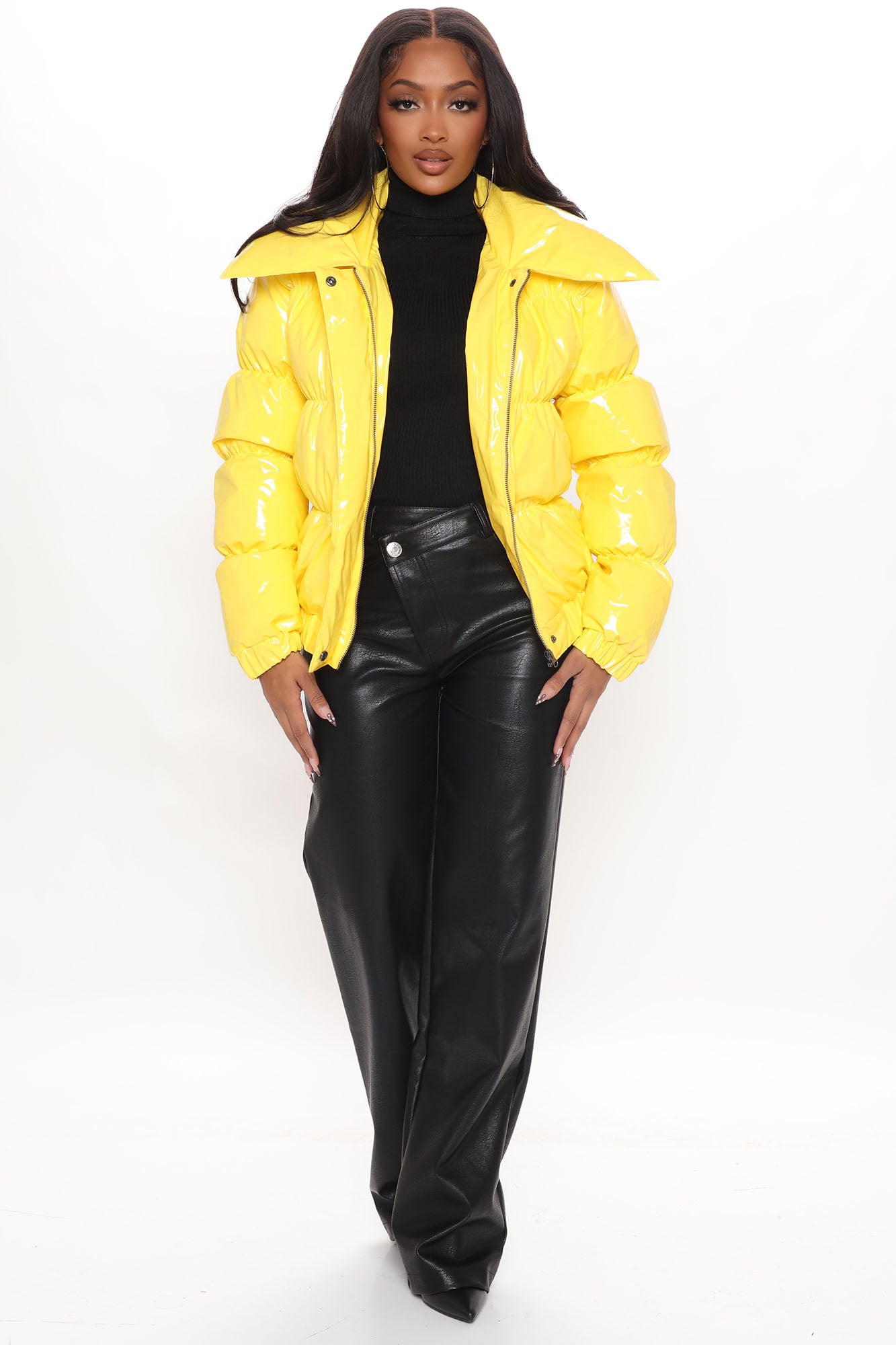 10-14-21Studio3_ME_KP_13-36-08_37_77772_Yellow_2944_EH.jpg