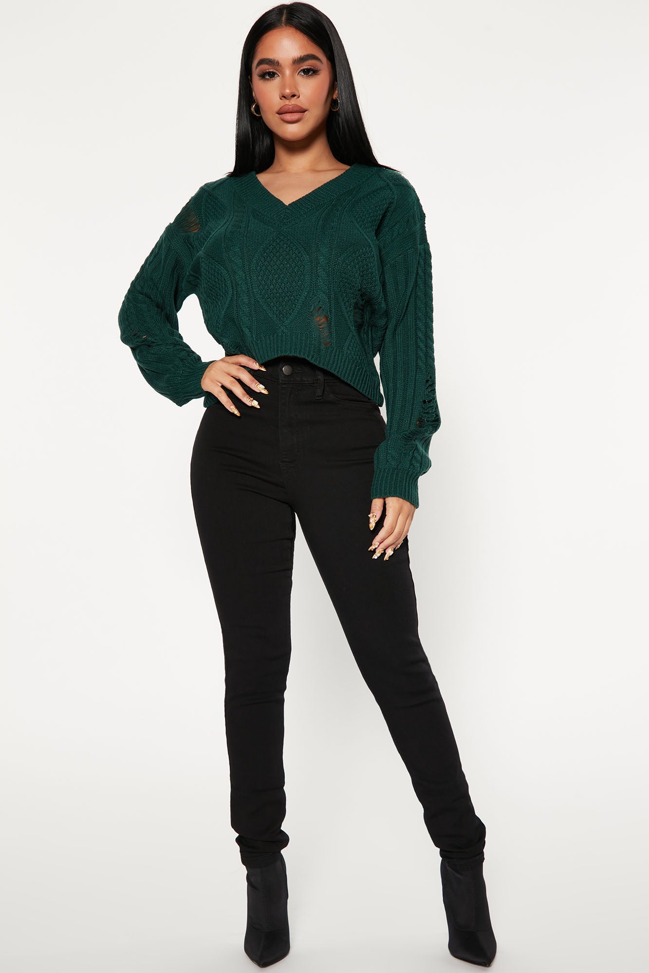 10-27-22Studio4_ME_RL_10-31-38_15_RAD3550FN_Green_P_R_0213_PB.jpg