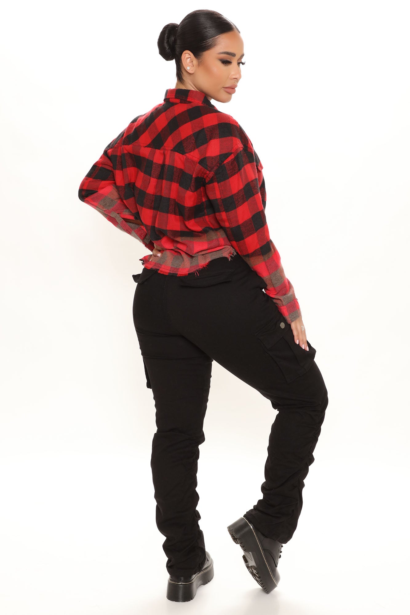 12-10-21Studio1_KJ_KP_15-20-03_65_J4F6253W_Redcombo_0096_SG.jpg