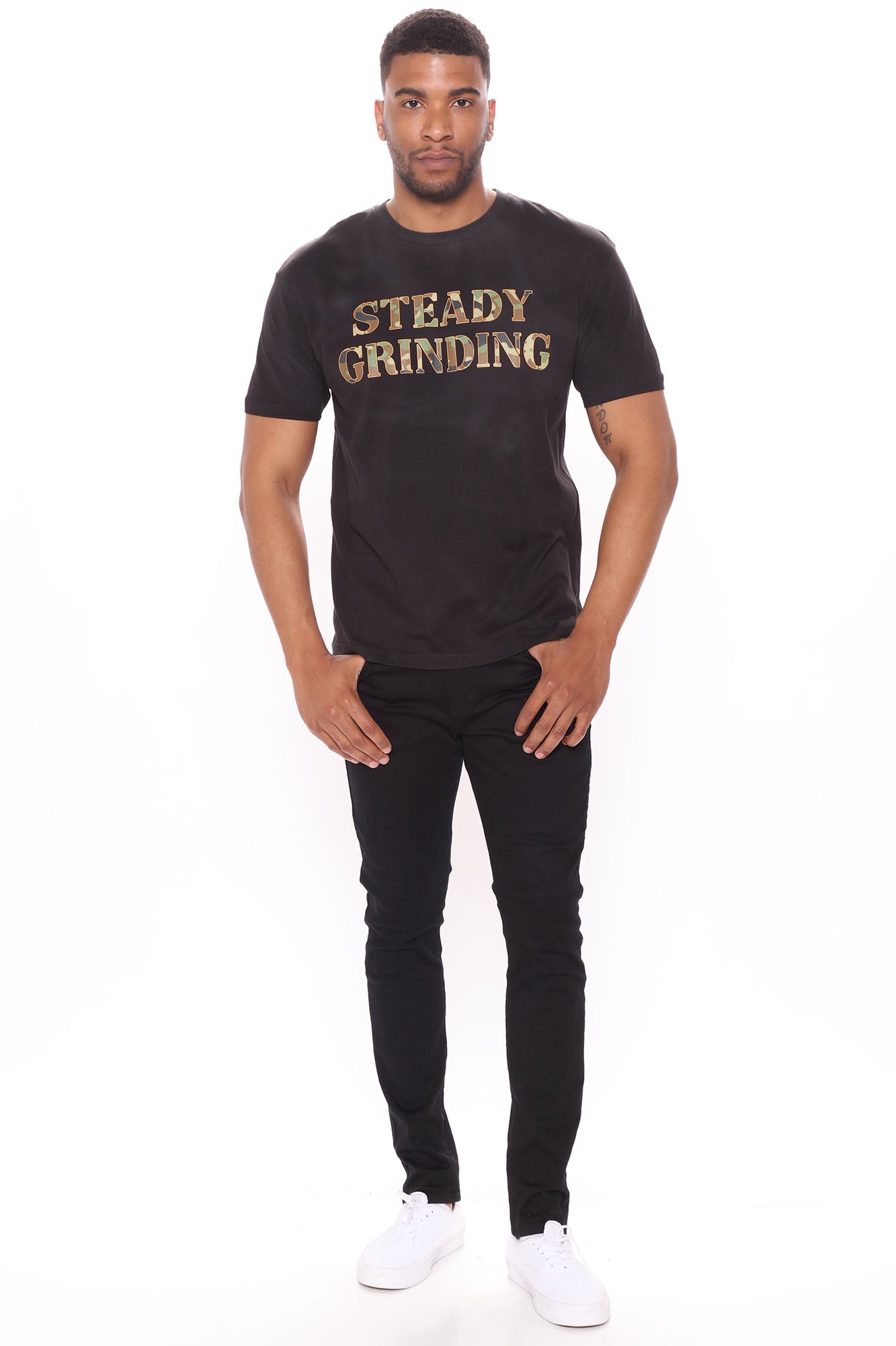 3-09-21Studio3_RT_MJ_15-51-33_140_Shirt_13_80378__JK.jpg