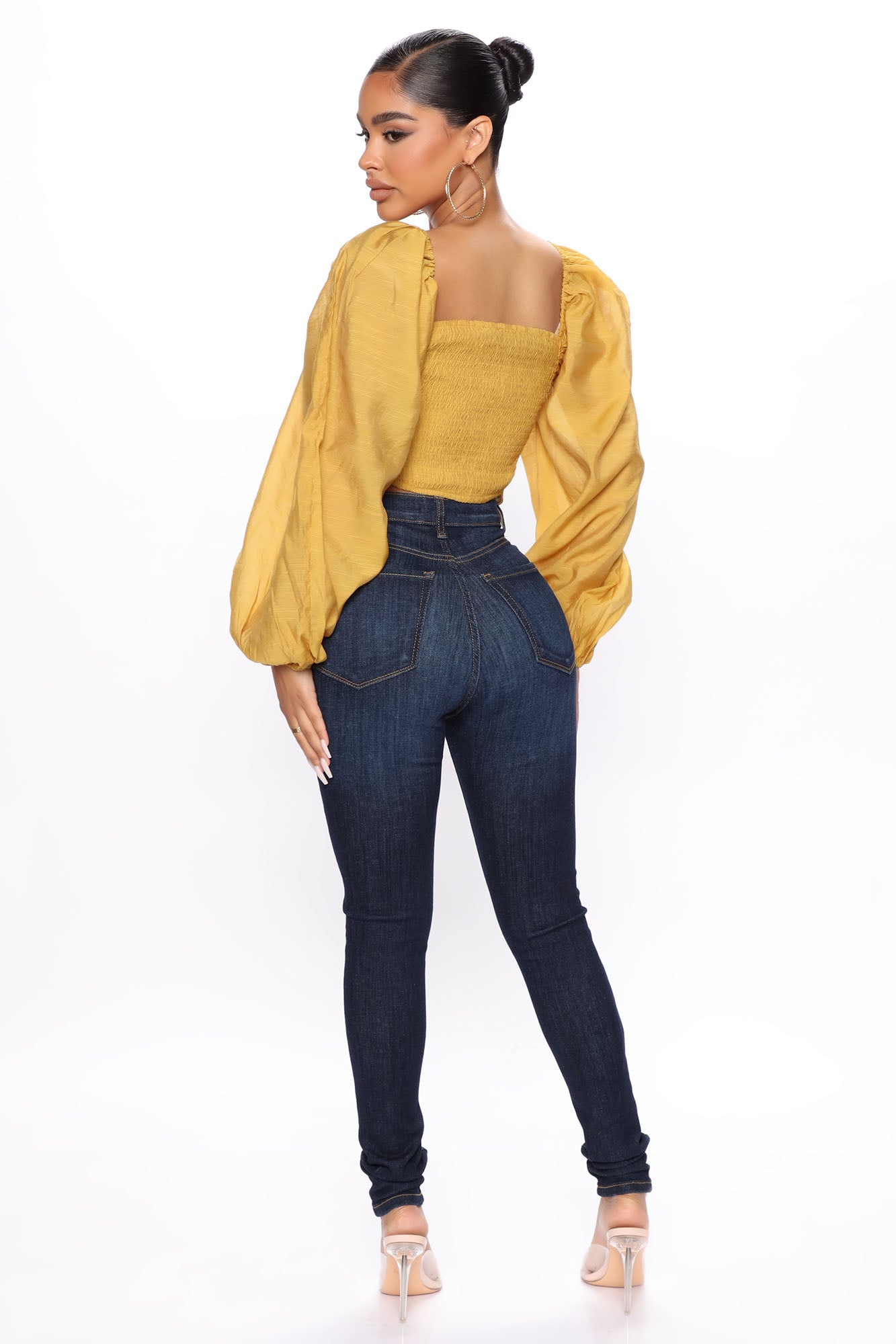 09-16-21Studio5_RM_RL_11-46-53_33_HF22A453_Mustard_7963_DC.jpg