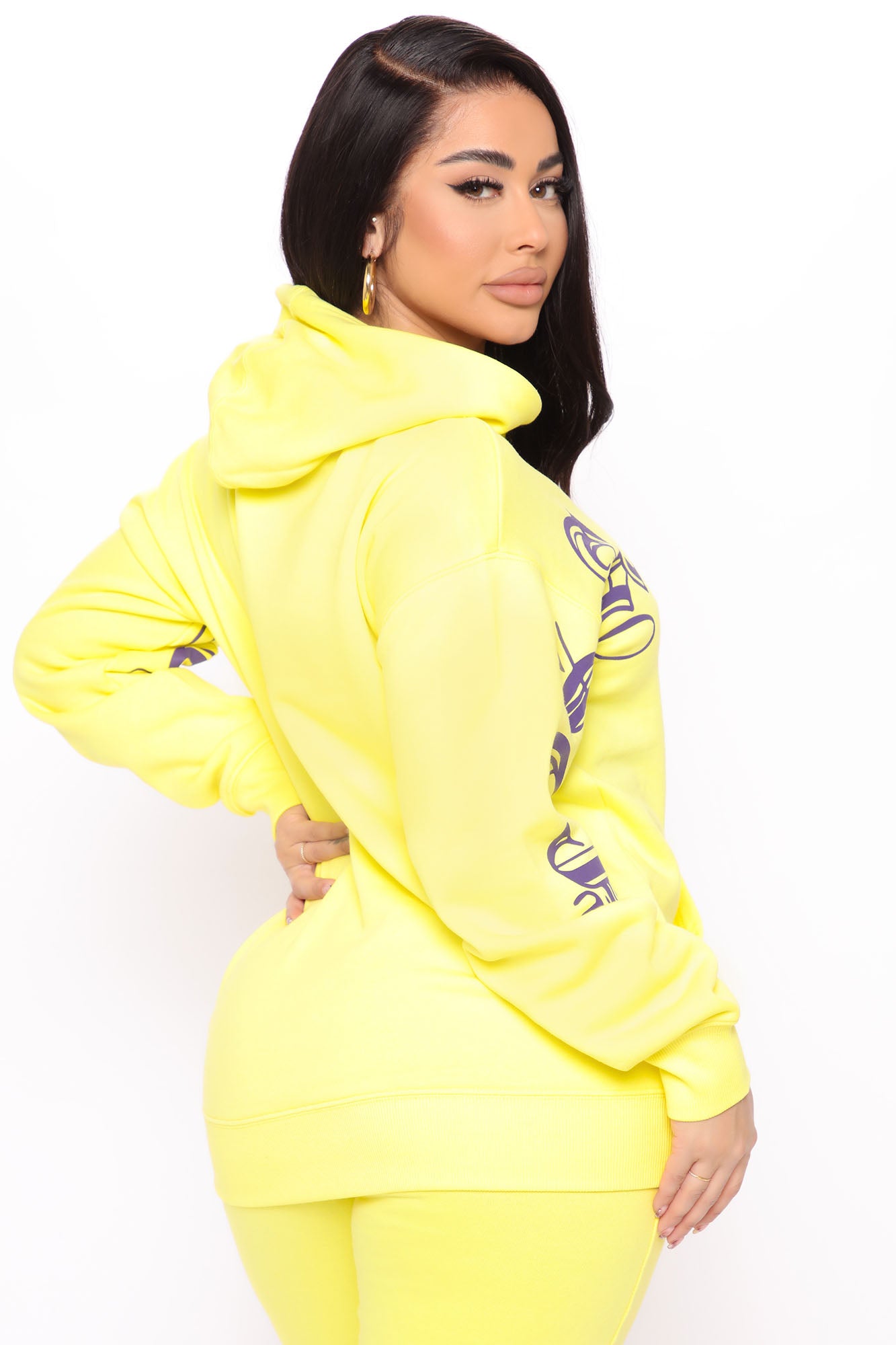 10-19-21Studio4_DM_DJ_11-19-12_13_FHLC200FLLFS_Yellow_6707_JF_DC.jpg